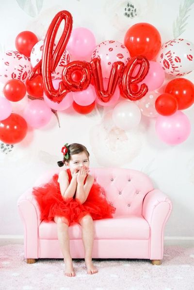Фольгована повітряна кулька Love червона 65х105 см (VD-870) VD-870 фото