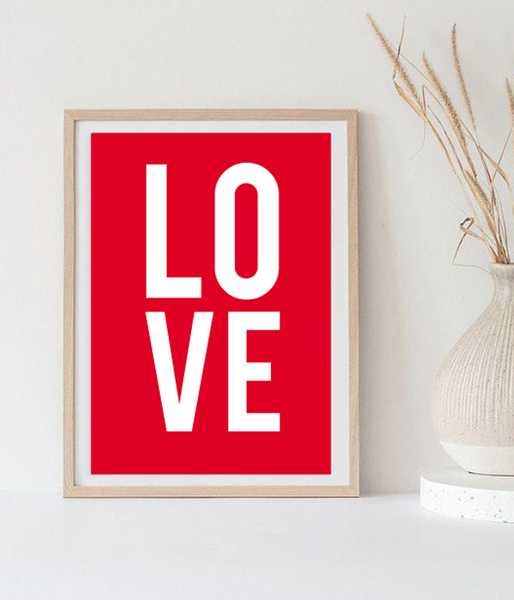 Постер "Love" 2 размера без рамки (02551) 02551 фото