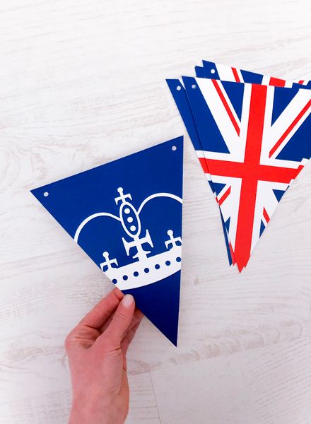 Паперова гірлянда із прапорців "Британська вечірка" 12 прапорів (L-202) L-202 фото