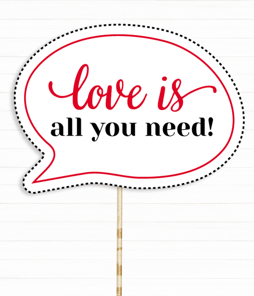 Табличка для фотосесії "Love is all you need" (06143) 06143 фото