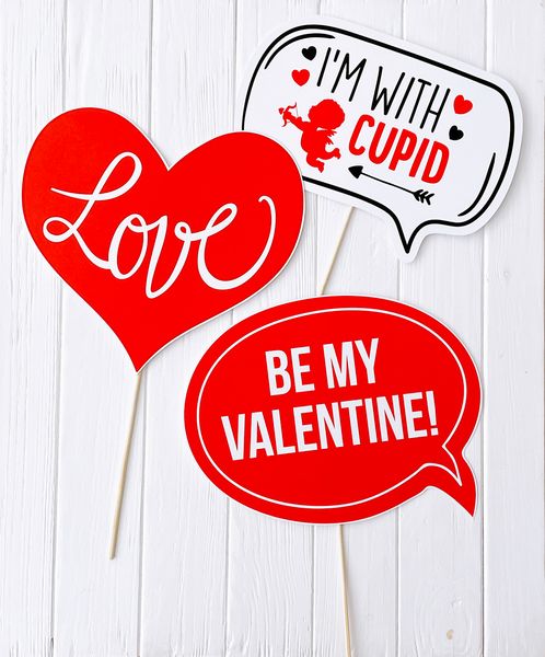 Табличка для фотосесії на День Святого Валентина "I'M WITH CUPID" (VD-71) VD-71 фото