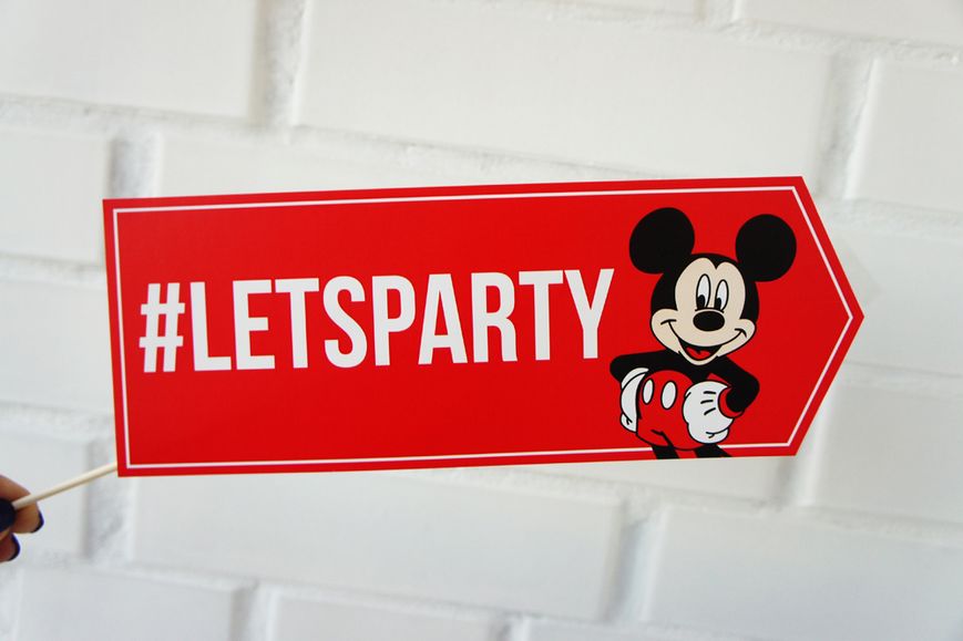 Табличка для фотосессии с Микки Маусом "LET'S PARTY" (03926) 03926 фото