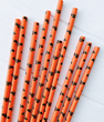 Бумажные трубочки оранжевые с летучими мышами на Хэллоуин 10 шт (034502)