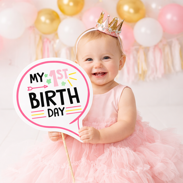 Табличка для фотосессии на первый день рождения девочки "MY FIRST BIRTHDAY" (B130) B130 фото