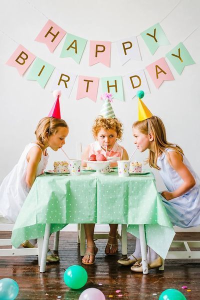 Гирлянда из флажков "Happy Birthday!" (M02005) M02005 фото