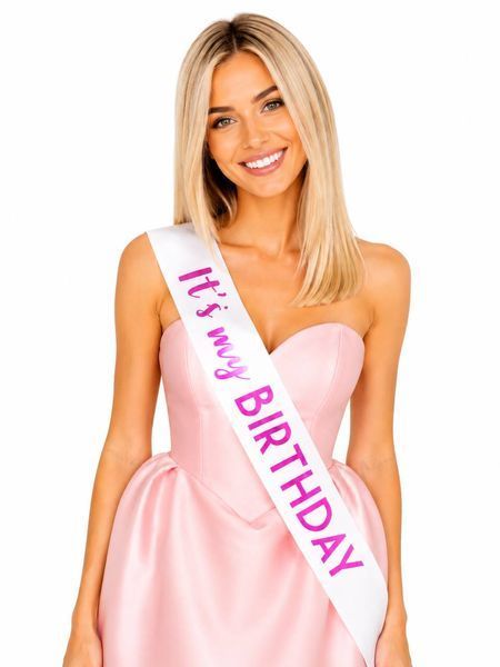 Лента через плечо на день рождения "It's My Birthday" белая с розовой надписью (NJ01271) NJ01271 фото