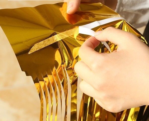 Фото-фон - шторка из фольги золотая 1х2 метра (F2001) F2001 фото